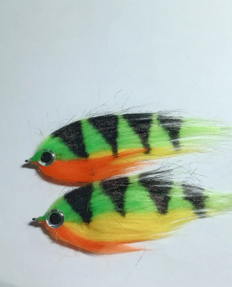 4"- 2 Pk Weedless Flies Pike Smallmouth Bass Flies Trout Stripers  - Image 1 of 1