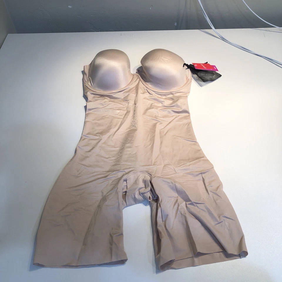 SPANX Women's L Suit Your Fancy Strapless Cupped Mid-Thigh Bodysuit 10156R