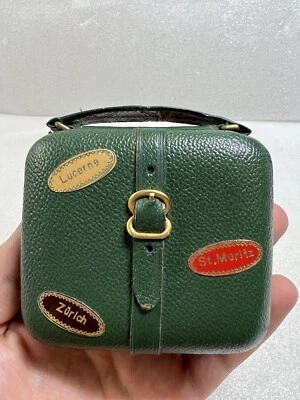 RARE VINTAGE BUCHERER GREEN SUITCASE TRAVEL ALARM CLOCK - TESTED/WORKS - Image 1 of 4