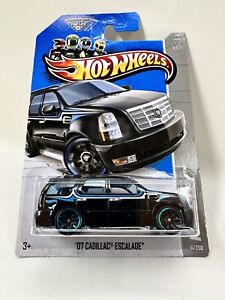 Hot Wheels 2013 HW City 2007 ‘07 Cadillac Escalade Black SUV Street Power