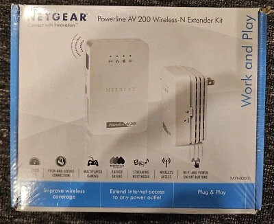 Netgear Powerline AV 200 Wireless-N Extender XAVN2001 - Image 1 of 3