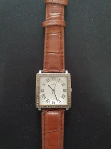 CRYSTAL EDGED GUESS WATCH - Picture 1 of 6