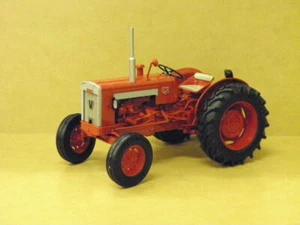 1:16 VALMET 565 Universal Hobbies 2620 - Picture 1 of 1