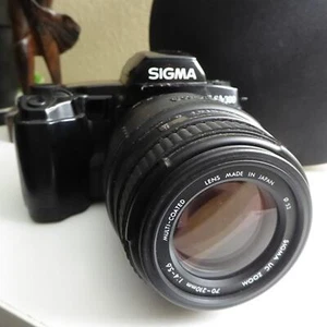 Sigma SA-300AF, cámara de película de 35 mm con lente Tamron 70-210 mm 1:4-5,6 - Imagen 1 de 8