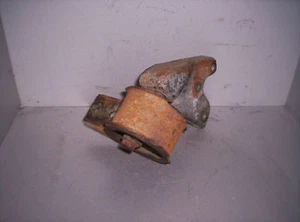 Smart City Coupe 0,6 Getriebehalter Halter Halterung Getriebe 7427472 - Bild 1 von 3