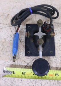 Nice Vintage / Antique Black Bakelite & Brass Telegraph Radio Key W/ Cloth Cord - Photo 1/11