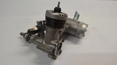Webra 1.7cc Model Engine - Image 1 of 4