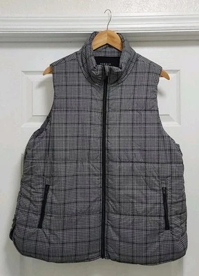 Torrid Active Puffer Vest Women's Size 2 Black & Gray Plaid Full Zip Outdoor - Image 1 of 4