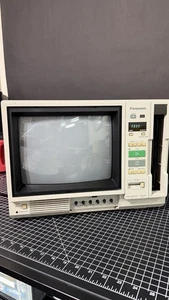 Panasonic AG-500R CRT Monitor VHS Player - Picture 1 of 17
