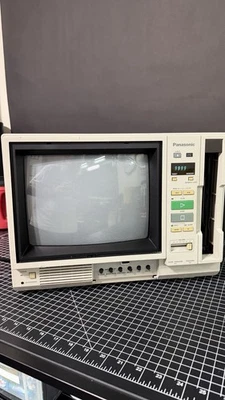 Panasonic AG-500R CRT Monitor VHS Player - Image 1 of 4