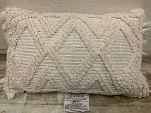 ๐ก Opalhouse Woven Embroidered Diamond Lumbar Throw Pillow (20 x 13๐ - Picture 1 of 5
