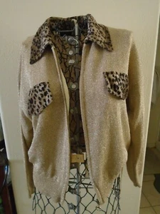 Animal Print  Sweater Gold  - Picture 1 of 5