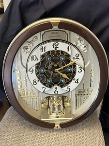 Seiko Melodies In Motion Musical Wall Clock Plays Music ARMS Don’t Move- CVIDEO - Picture 1 of 12