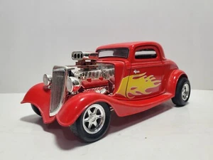ERTL American Muscle 1934 Ford Coupe Hot Rod 1:18 Scale Diecast Car Red/Flames - Picture 1 of 11