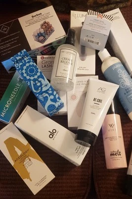 Смешанный макияж красоты комплект лот не менее 15 штук - Изображение 1 из 4