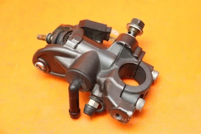 Honda CBR1000RR 2006-2007 OEM FRENO DELANTERO CILINDRO MAESTRO Foto 1 de 4