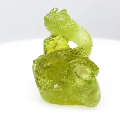 💎 52.66ct Thai Naga Phayanak Talla Natural Verde Granate Grosular Gema África Foto 1 de 4