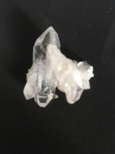 NATÜRLICHER KLARER QUARZ KRISTALL CLUSTER - Bild 1 von 10