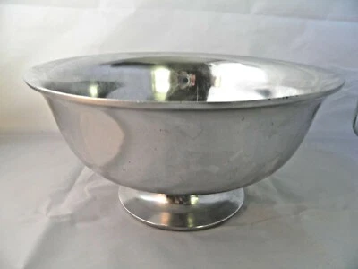 Frutero con patas de aluminio plateado pesado Dansk India de 10" de diámetro Foto 1 de 4