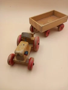 HABA Traktor mit Anhänger Holz Holzspielzeug 50er 60er selten - Bild 1 von 6