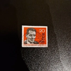 Francobollo postale: tedesco 2 (usato) - Foto 1 di 1