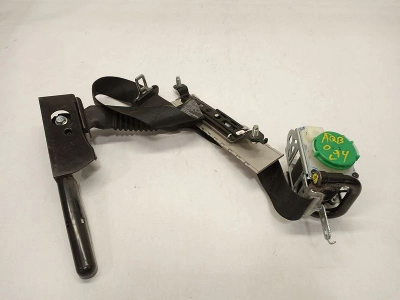 Натяжитель ремня безопасности водителя для Nissan Maxima 2016-2018 годов выпуска в сборе от оригинального производителя черный - Изображение 1 из 1