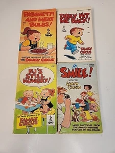 Vintage Family Circus Comic paperback books by Bil Keane Fawcett Books Lot Of 4 - Picture 1 of 18