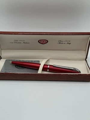 Bolígrafo Aurora E31 barril rojo mate hecho en Italia Foto 1 de 4