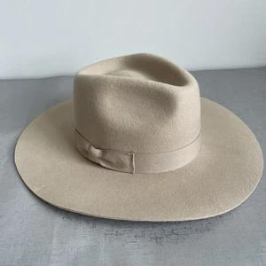 Urban Outfitters Flat Brim Fedora Rancher Hat 100%Wool Beige Boho Neutral NWT - Picture 1 of 12