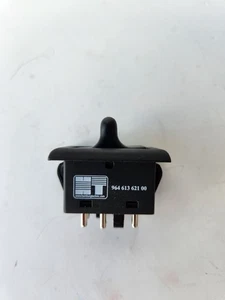 NEW! PORSCHE 911 964 993 POWER WINDOW DOOR SWITCH 96461362100 964 613 621 00 01C - Picture 1 of 3