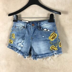 VANILLA STAR Juniors Frayed Cotton Yellow Floral Embroidered Denim Shorts NWT 1