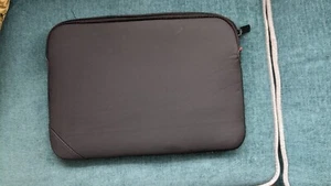 Google tablet case Black 30cm x 21cm protective padded matt black, zip opening - Picture 1 of 5