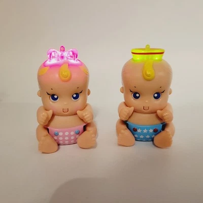 Lote 2 Micro Boneca Interativa Tomy My Little Baby Celebration 2003 Bebê Menino Menina - Imagem 1 de 4