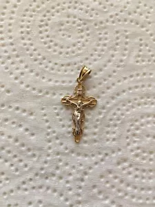 Michael Anthony 14 K Crucifix/Cross Pendant - Picture 1 of 4