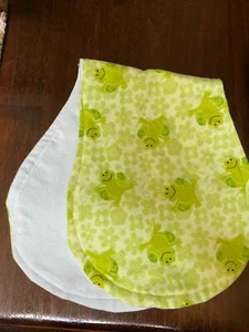 Handmade Burp Cloth Smiling Frogs on Green Set of 2 - Picture 1 of 1