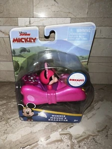 Junior Mickey Die-Cast Minnie's Roadster Minnie Mouse Pink - Picture 1 of 3