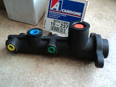 MASTER CYL 86-88 FORD TAURUS 86-88 MERCURY SABLE 10-2372 Foto 1 de 3