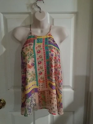 Blusa Everly Floral Multicolor Correa de Espagueti Tanque Forrada Transparente Talla Pequeña Foto 1 de 4
