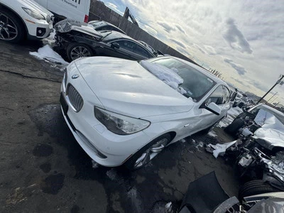 Driver Headlight Adaptive Headlamps Xenon HID Fits 10-17 BMW 535i GT 589051 - Image 1 of 4