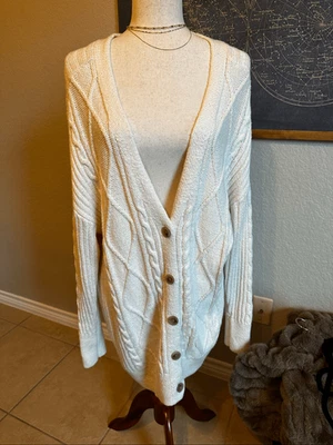Cárdigan suéter para mujer Aerie de gran tamaño tejido con cable botón crema talla mediana Foto 1 de 4