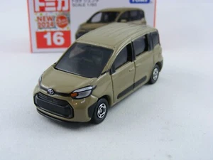 Toyota Siente gris, Takara Tomy Tomica #16, 1/60