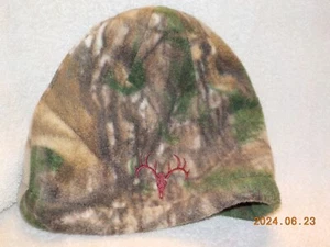 Realtree Youth Stocking Cap burgundy/Camo Logo Beanie/Skullcap/Reversible - Picture 1 of 5