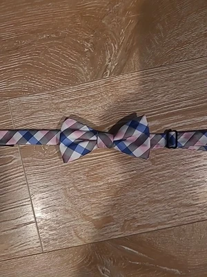 Pajarita Chaps Rosa Azul Cuadros 2" X 4" Ancho Preatado Poliéster Foto 1 de 3