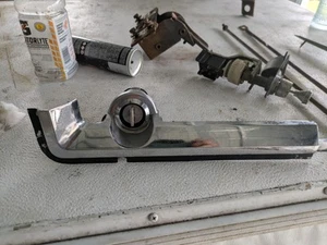 1964 1965 Ford Thunderbird Ignition Switch Dash Trim Bezel Keys Assembly 64 65 - Picture 1 of 1