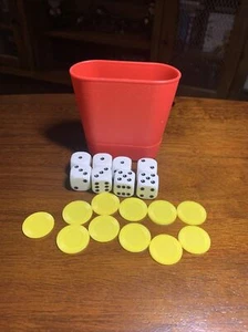 Power Yahtzee red Shaker Dice Cup and Replacement Game Piece 2006 Hasbro - Picture 1 of 1