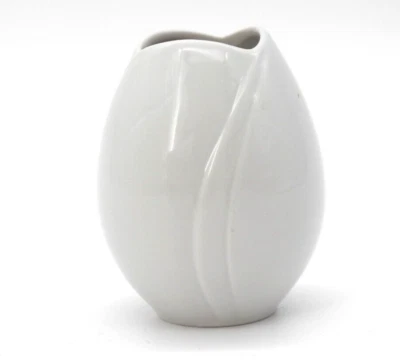 kleine weiße Vase Arzberg Porzellan Tulpenblüte gedreht - Bild 1 von 3