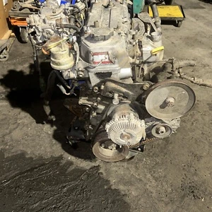 Toyota 22R Engine & Transmission used NOT TESTED TURN OVER for parts - Picture 1 of 15