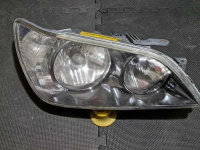 2001 - 2005 雷克萨斯 IS250 IS300 右乘客侧氙气大灯 原始设备制造商 — 第 1/4 张图片