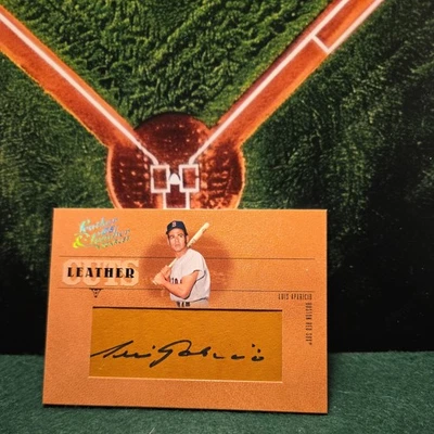 Luis Aparicio 2005 Donruss Leather & Lumber LC-38 Cut Auto 108/128 Red Sox - Image 1 of 2