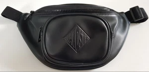 Lacoste LIVE Bananentasche Schwarz - Bild 1 von 10